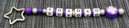 Schlüsselanhänger mit Namen - Glitzer Kleeblatt "XOXOXO"
